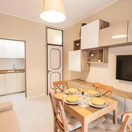 Family Nest - Tra Il Mare, Il Centro E Il Relax * Мизано-Адриатико